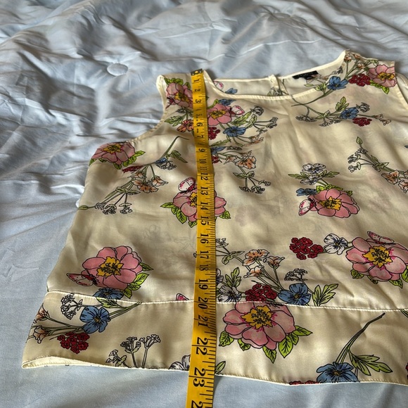 Talbots Sleeveless Blouse - Picture 6 of 8